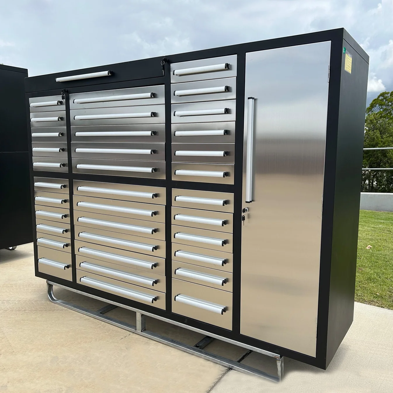 7ft Garage Storage Cabinet (35 Drawers & 1 Cabinet) 12 7ft storage cabinet 35 drawers 1 cabinets Silver 9