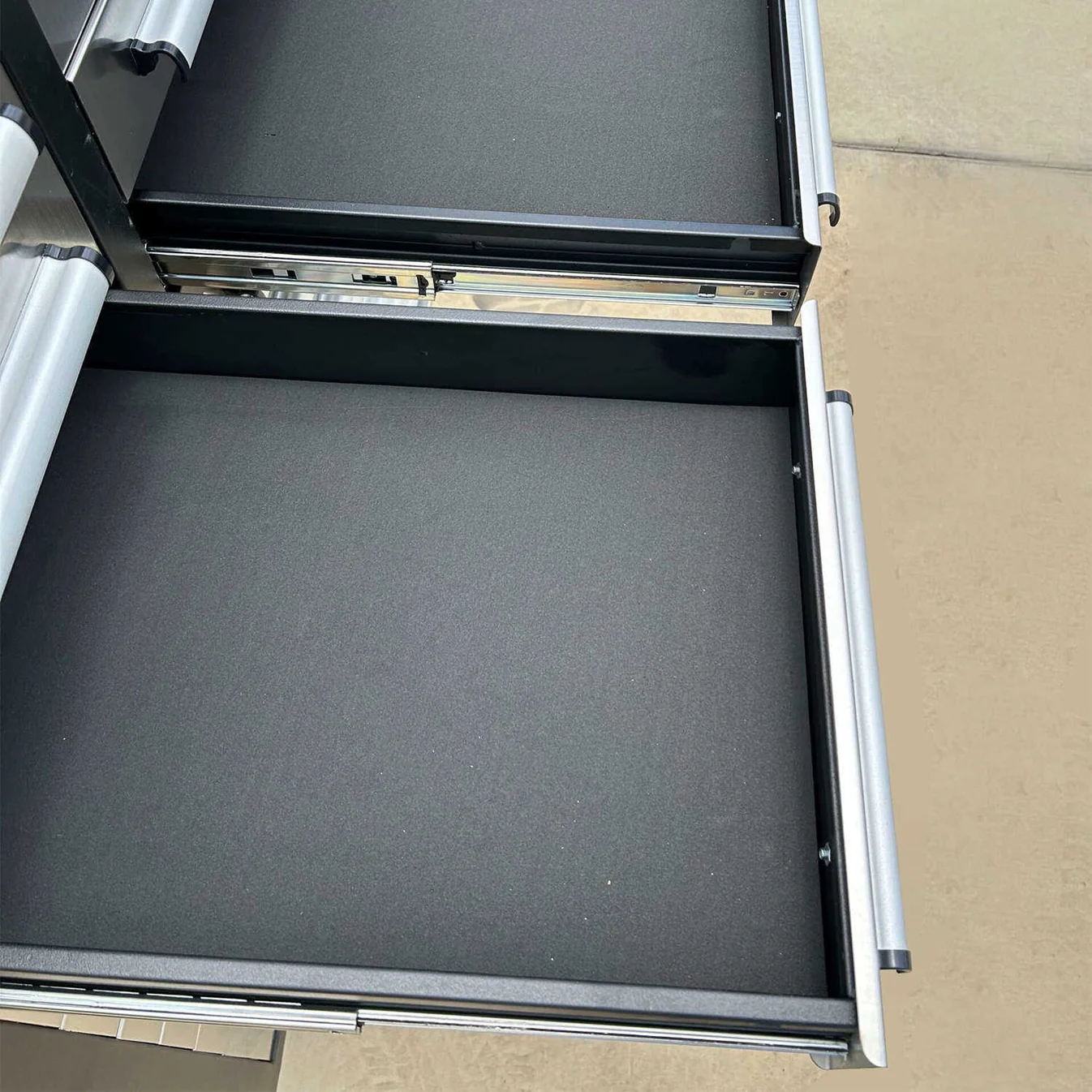 7ft Heavy Duty Workbench with 10 Drawers & 2 Cabinets 16 Anti slip drawer liners for 7ft 10 drawers workbench
